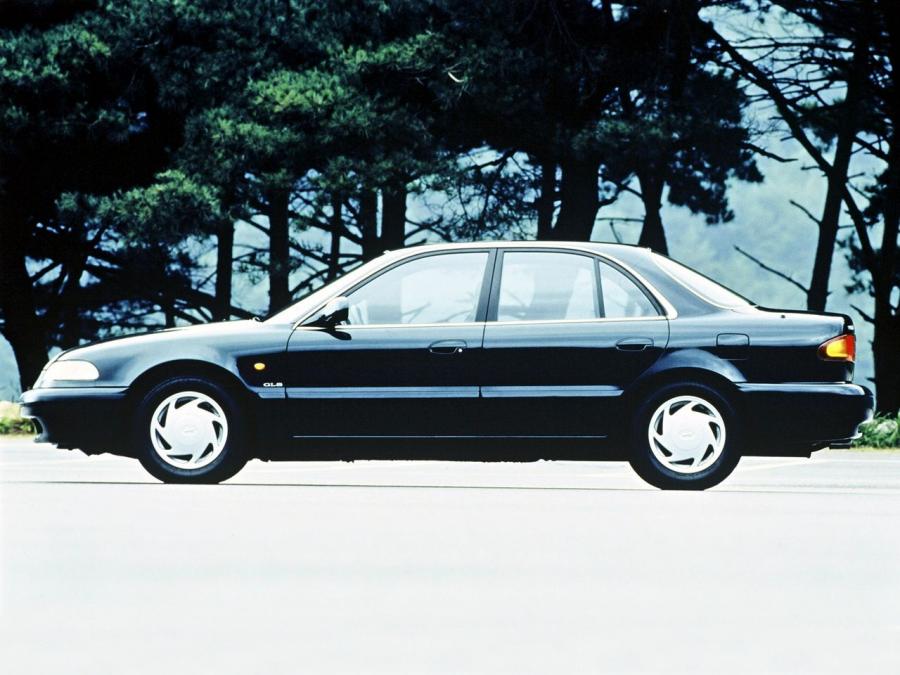  Hyundai Sonata 1993 года  (фото 6 из 8)